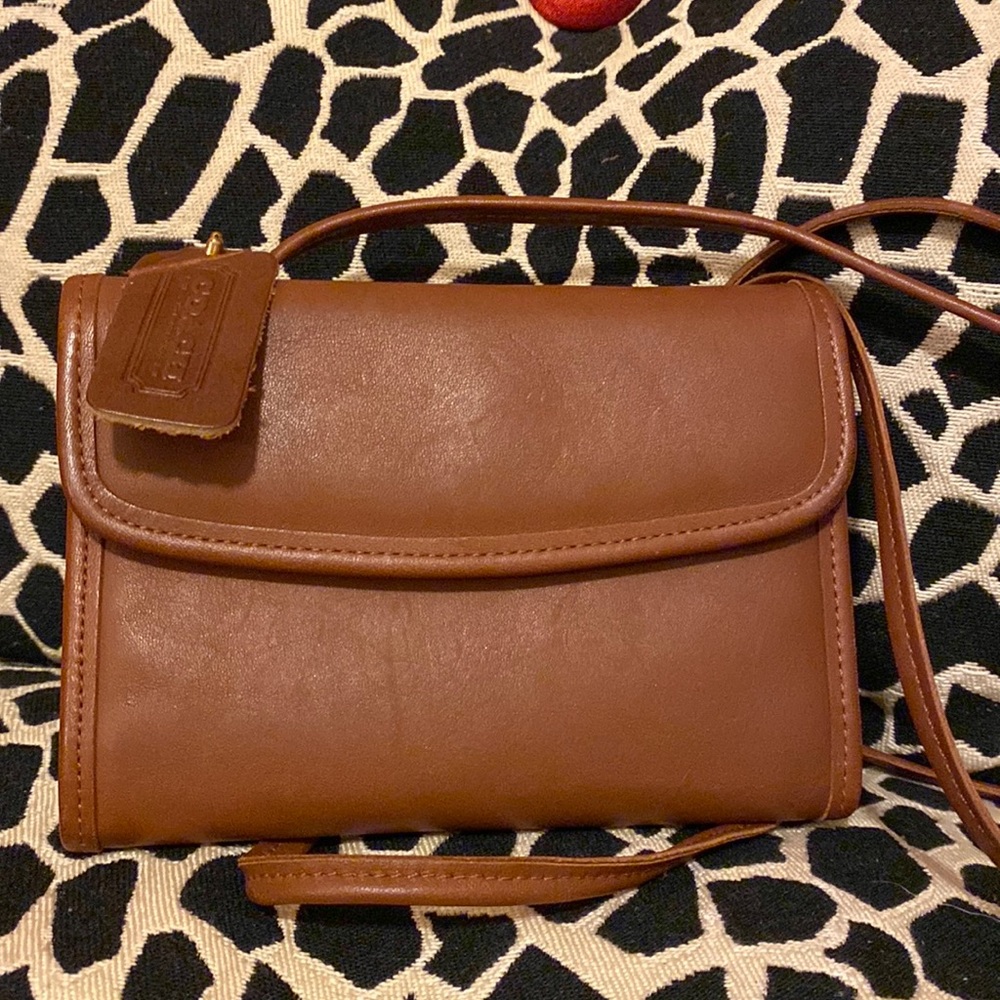 Coach Leather Crossbody Wallet